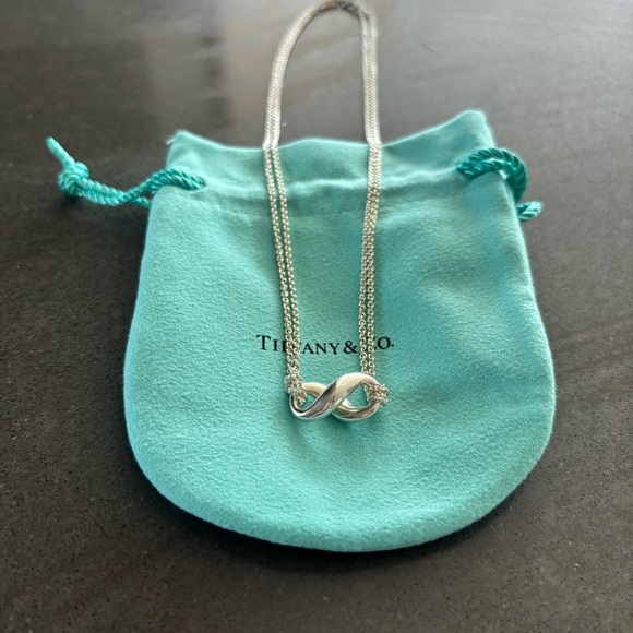 Tiffany’s double infinity pendant necklace - Picture 7 of 7